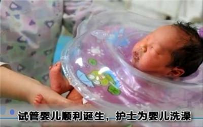 培养箱